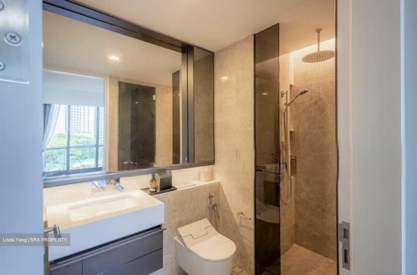 Riviere  (D3), Condominium #558094501
